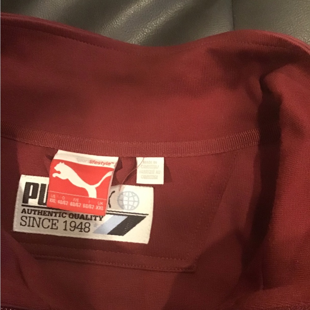 Selling a authentic 2x puma track jacket worn maybe 2 times - Picture 2 of 2